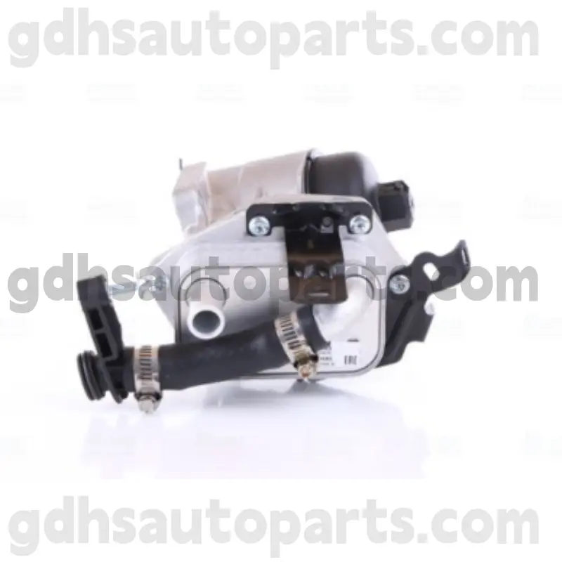 90808 Freelander 2-ге арналған бір радиаторы жоқ. Lr006653